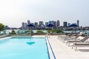 Luxury Apartments by Hyatus at Eddy