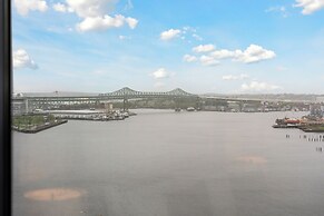 Luxury Apartments by Hyatus at Eddy