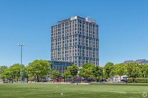 Luxury Apartments by Hyatus at Eddy