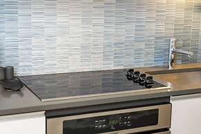 Luxury Apartments by Hyatus at Eddy