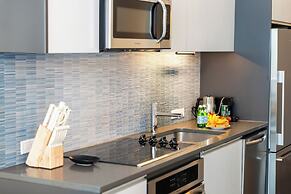 Luxury Apartments by Hyatus at Eddy