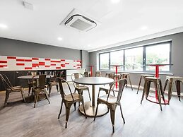 Student Only Austen House