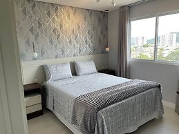 Apto Frente Mar Próximo ao Beto Carrero