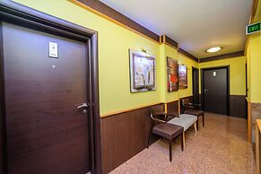 Hotel Odissey Jaz