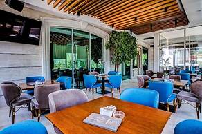 Hotel Odissey Jaz