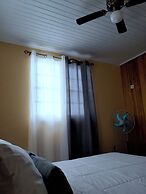 Pinard's Vacation Home-Apt 3