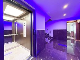 Blue Star Suites by SDR