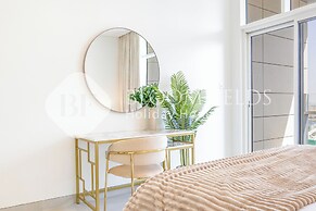 Bloomfields Grandeur 1BR In Lamar Raha