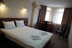 Hotel l bakuri