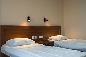Hotel l bakuri