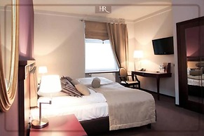 Royal Rooms