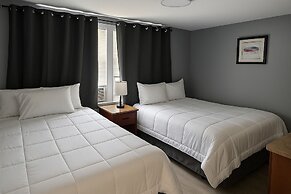 Atlantic Breeze Motel & Apartments