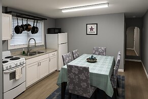 Atlantic Breeze Motel & Apartments