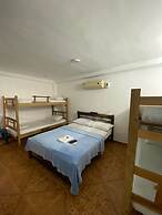 HOSTAL OCEAN BLUE