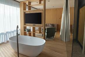 Alma Alpina Lodge