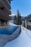 Alma Alpina Lodge