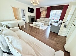 Pilies8 Luxury Vilnius Apartment