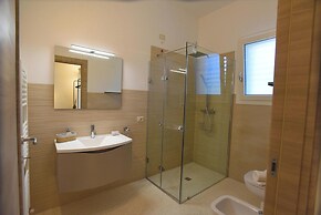 Villa Elysium With Pool And Garden