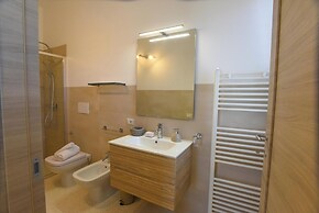 Villa Elysium With Pool And Garden