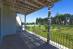 Villa Elysium With Pool And Garden