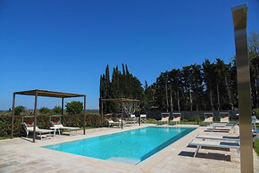 Villa Elysium With Pool And Garden