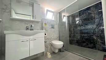 Kaş Eylül Suit Apart