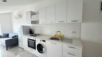 Kaş Eylül Suit Apart