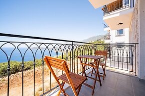 Kaş Eylül Suit Apart