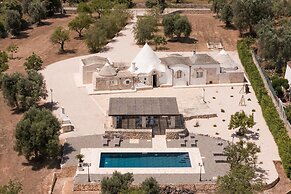 Trulli Aletheia con Piscina Privata