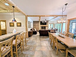 Chateaux Dumont 2724