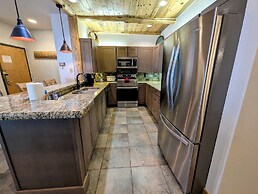 Chateaux Dumont 2724