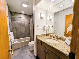 Chateaux Dumont 2724