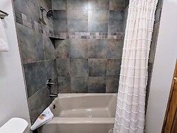 Chateaux Dumont 2724