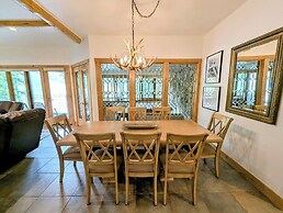 Chateaux Dumont 2724