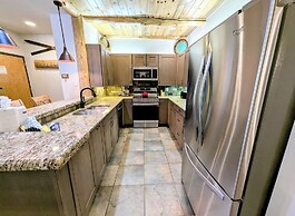 Chateaux Dumont 2724