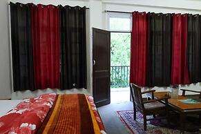 Dalhousie Hotel Paradise Hill View