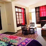 Dalhousie Hotel Paradise Hill View