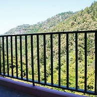 Dalhousie Hotel Paradise Hill View