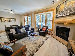 Trappers Crossing 8769