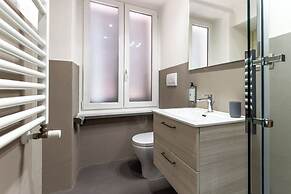 Velia Relais