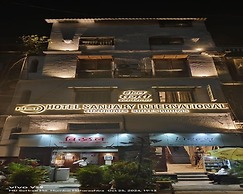 Hotel Sanjary International