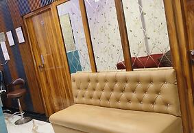 Hotel Sanjary International