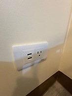 New Bachelor's Pad Across Ateneo Uni With Free Fast Wi-fi, AC Room, ho