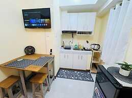 New Bachelor's Pad Across Ateneo Uni With Free Fast Wi-fi, AC Room, ho