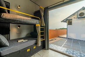 The Hosteller Goa, Mandrem