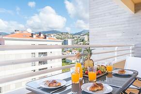 Sunny Stay by Atlantic Holiday