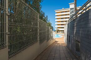 Sunny Stay by Atlantic Holiday