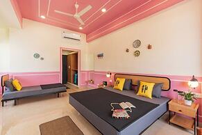 The Hosteller Jaipur, MI Road