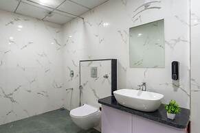 The Hosteller Jaipur, MI Road