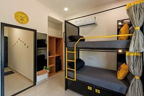 The Hosteller Jaipur, MI Road